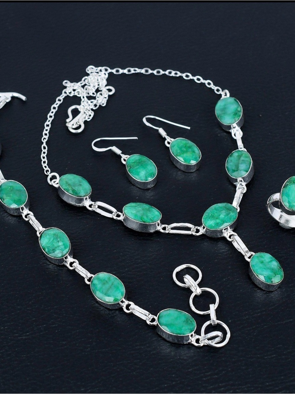 925 Silver Green Emerald Gemstone Jewelry Set - Necklace, Bracelet & Earrings
